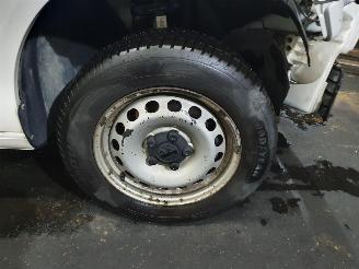 Volkswagen Caddy Maxi 2.0TDI L2H1 picture 17