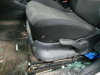 Volkswagen Caddy Maxi 2.0TDI L2H1 picture 23