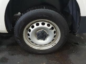 Volkswagen Caddy Maxi 2.0TDI L2H1 picture 26