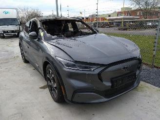 Sloopauto Ford Mustang Mach-e 98kWh 338pk AWD 2021/5
