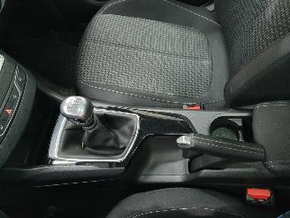 Peugeot 308 1.2 Puretech Blue picture 26