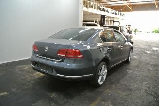 Volkswagen Passat  picture 4