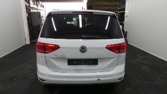 Volkswagen Touran  picture 4
