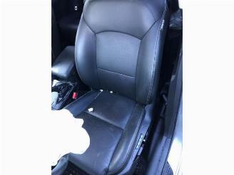 Suzuki Kizashi  picture 8