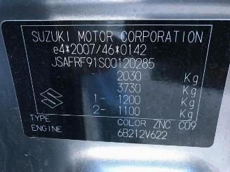 Suzuki Kizashi  picture 9