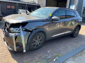 damaged passenger cars Peugeot 2008 2008 (UD/UK/UR/US/UX), MPV, 2019 1.2 VTi 12V PureTech 130 2021/7