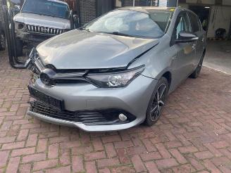 Unfallwagen Toyota Auris Auris (E18), Hatchback 5-drs, 2012 / 2019 1.8 16V Hybrid 2017