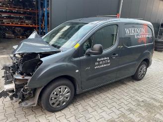 Coche accidentado Peugeot Partner Partner (GC/GF/GG/GJ/GK), Van, 2008 / 2018 1.6 BlueHDi 100 2018