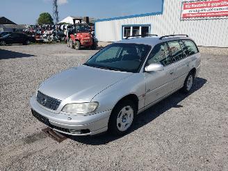 Uttjänta bilar auto Opel Omega B 2.2 16V Zilver Z147 Onderdelen Y22XE Motor 2000/10