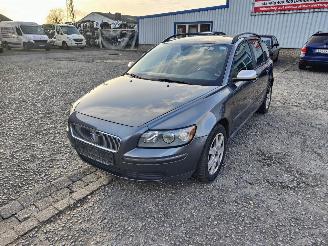 Voiture accidenté Volvo V-50 2.0D Grijs 45500 Onderdelen D4204T Motor 2006/3