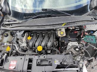 Renault Scenic 1.6 16V Wit OV369 Onderdelen K4M858 Motor picture 13
