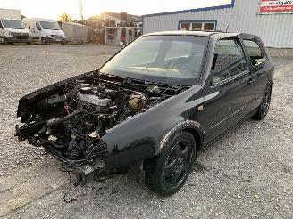 Schadeauto Volkswagen Golf Zwart L041 Onderdelen CHE Bak Motor 2E 1994/1
