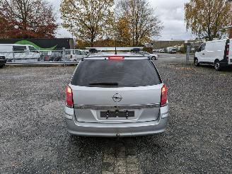 Opel Astra 1.6  Caravan picture 6