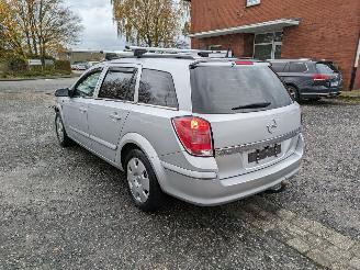 Opel Astra 1.6  Caravan picture 7