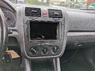 Volkswagen Golf 1.4 picture 11