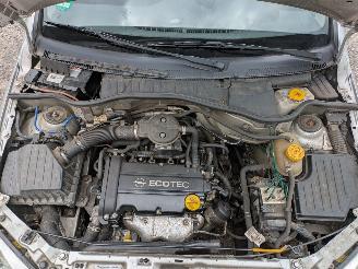 Opel Corsa 1.2 picture 15