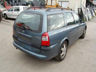 Opel Vectra b picture 3