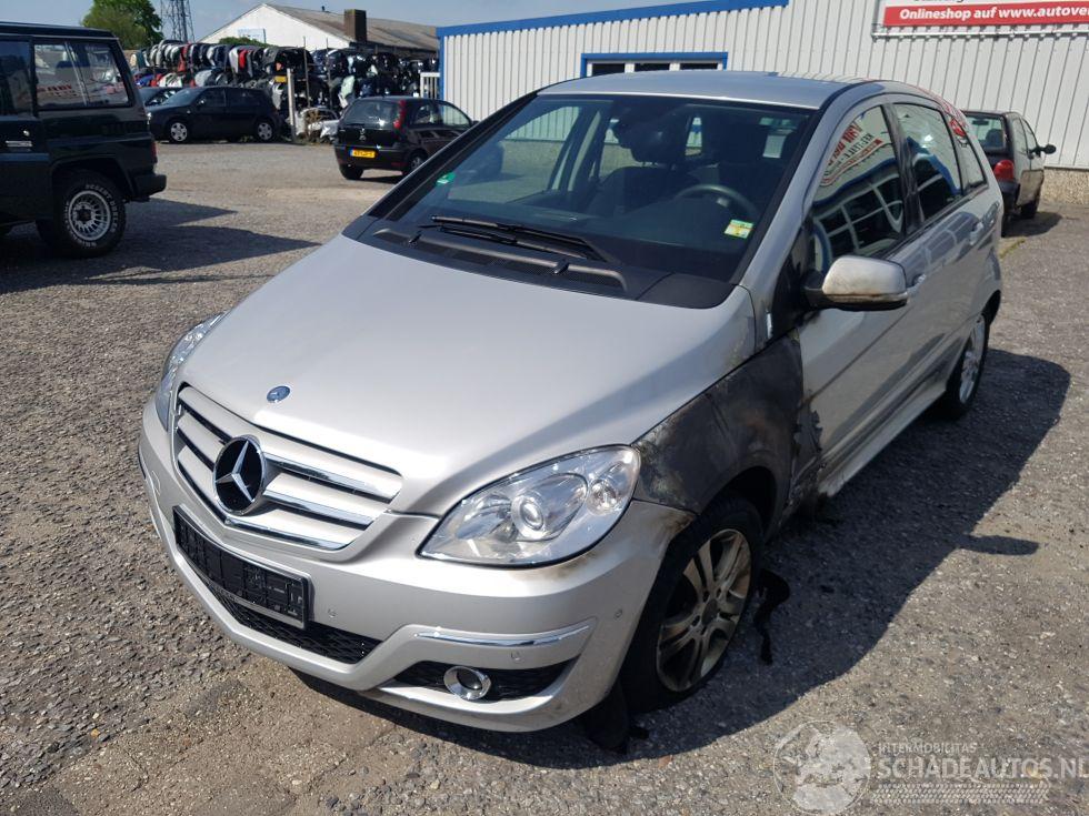 Mercedes B-klasse W245 Zilver 761 Onderdelen Deur Achterklep