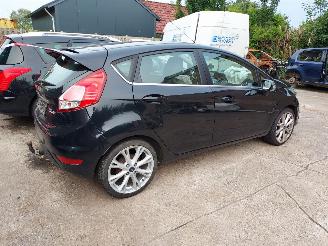 Salvage car Ford Fiesta  2013/6