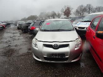Toyota Auris  picture 2