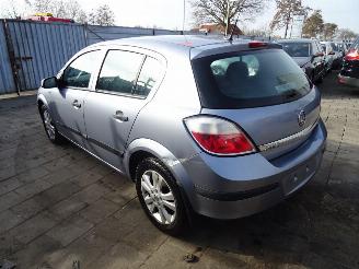 Opel Astra  picture 5