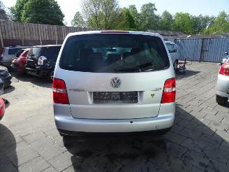 Volkswagen Touran  picture 6