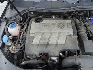 Volkswagen Passat  picture 9