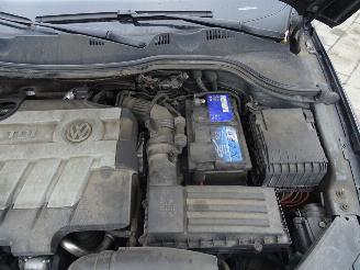 Volkswagen Passat  picture 25