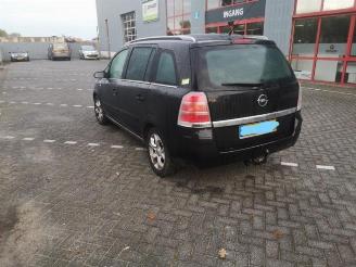 Opel Zafira  picture 5