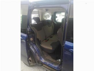 Ford Tourneo Courier  picture 11