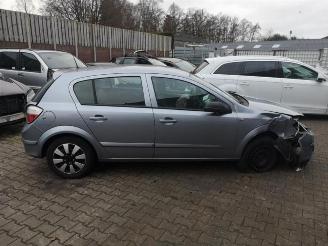 Opel Astra Astra H (L48), Hatchback 5-drs, 2004 / 2014 1.6 16V Twinport picture 6