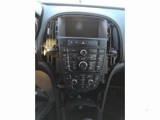 Opel Astra Astra J (PC6/PD6/PE6/PF6), Hatchback 5-drs, 2009 / 2015 1.4 Turbo 16V picture 6