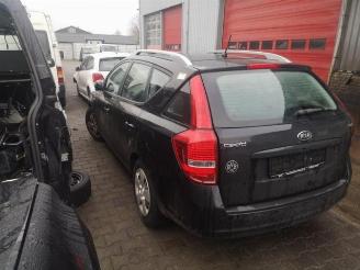 Kia Cee d Cee'd Sporty Wagon (EDF), Combi, 2007 / 2012 1.6 CRDi 115 16V picture 4