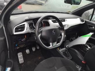 Citroën DS3 DS3 (SA), Hatchback, 2009 / 2015 1.4 16V VTi picture 10