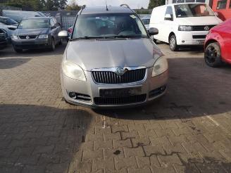 Skoda Roomster Roomster (5J), MPV, 2006 / 2015 1.4 16V picture 3