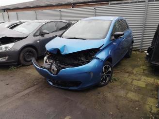 Salvage car Renault Zoé Zoe (AG), Hatchback 5-drs, 2012 R90 2016/11