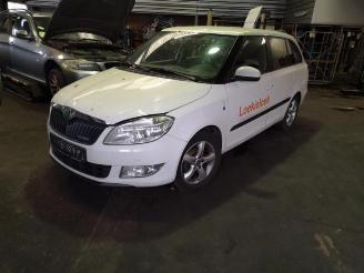 Salvage car Skoda Fabia Fabia II Combi, Combi 5-drs, 2007 / 2015 1.2 TDI 12V Greenline 2011/2