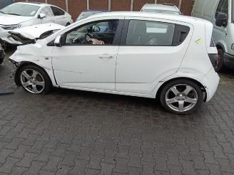 Chevrolet Aveo Aveo (300), Hatchback, 2006 / 2015 1.2 16V picture 6