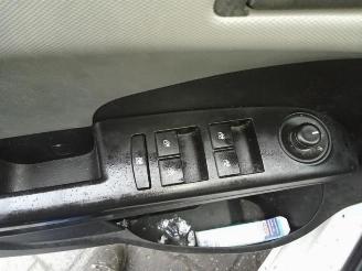 Chevrolet Aveo Aveo (300), Hatchback, 2006 / 2015 1.2 16V picture 9
