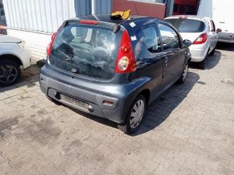 Peugeot 107 107, Hatchback, 2005 / 2014 1.0 12V picture 3