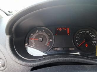 Renault Clio Clio III Estate/Grandtour (KR), Combi, 2007 / 2014 1.2 16V 75 picture 16
