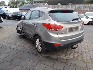 Hyundai Ix35 iX35 (LM), SUV, 2009 / 2015 1.7 CRDi 16V picture 4