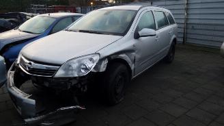 Opel Astra 04-10 picture 1