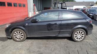 Opel Astra Astra H GTC (L08) picture 3