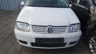 Volkswagen Polo 99-01 picture 2