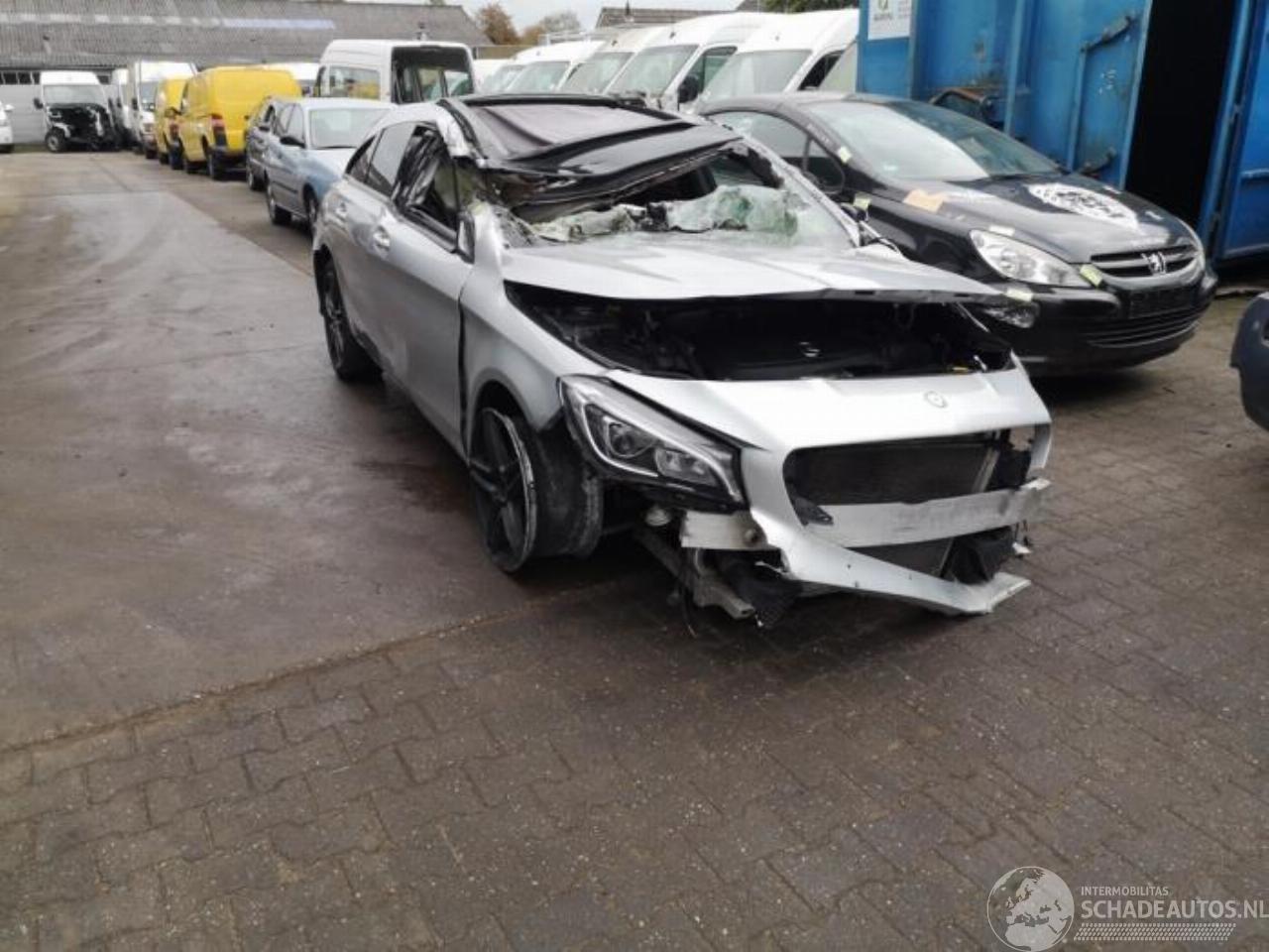 Mercedes Cla-klasse CLA Shooting Brake (117.9), Combi, 2015 / 2019 1.6 CLA-200 16V