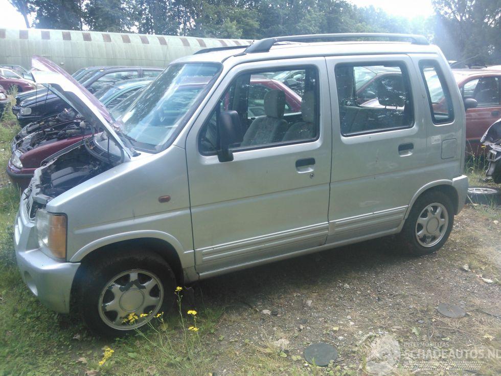 Suzuki Wagon-R+ Wagon-R+ (SR) MPV 1.0 16V (K10A)