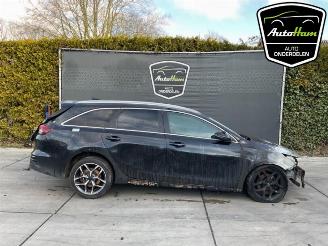 demontáž osobní automobily Kia Cee d Ceed Sportswagon (CDF), Combi 5-drs, 2018 1.6 GDI 16V PHEV 2022/6