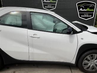 Toyota Aygo Aygo X, Hatchback, 2022 1.0 12V VVT-i picture 12