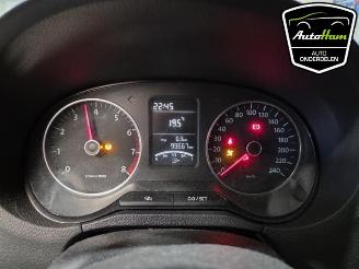 Coche siniestrado Volkswagen Polo Polo V (6R), Hatchback, 2009 / 2017 1.2 12V BlueMotion Technology 2010/6